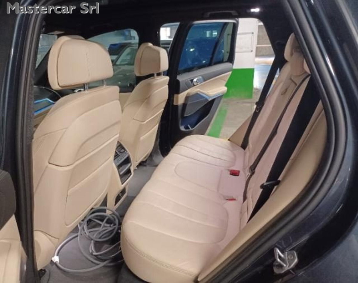 BMW X5 xDrive30d 48V xLine (8)