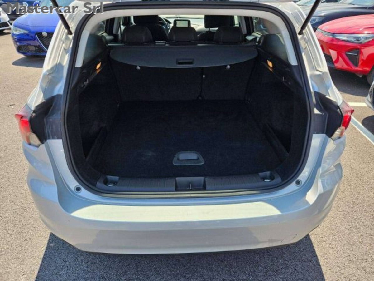 Fiat Tipo Station Wagon Tipo 1.3 Mjt S&S SW Lounge (15)
