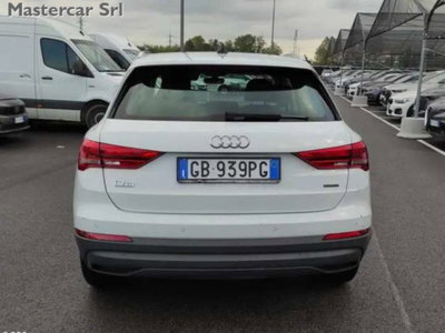 Audi Q3 40 2.0 tfsi Business quattro s-tronic (5)