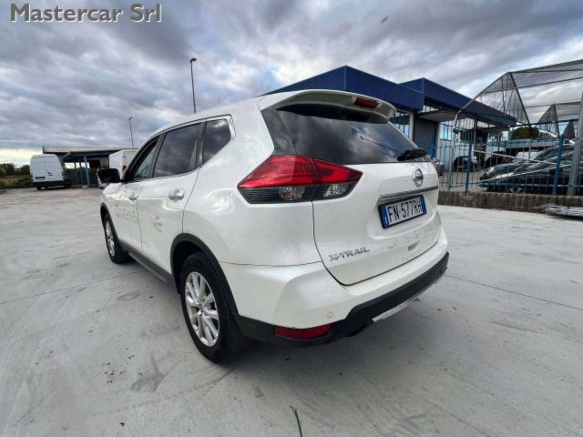 Nissan X-Trail 1.6 dCi 4WD Business (7)