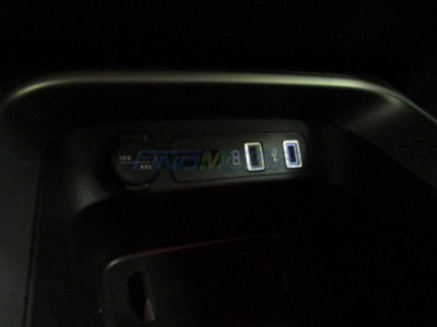 Jeep Avenger 1.2 turbo Summit fwd 100cv (19)