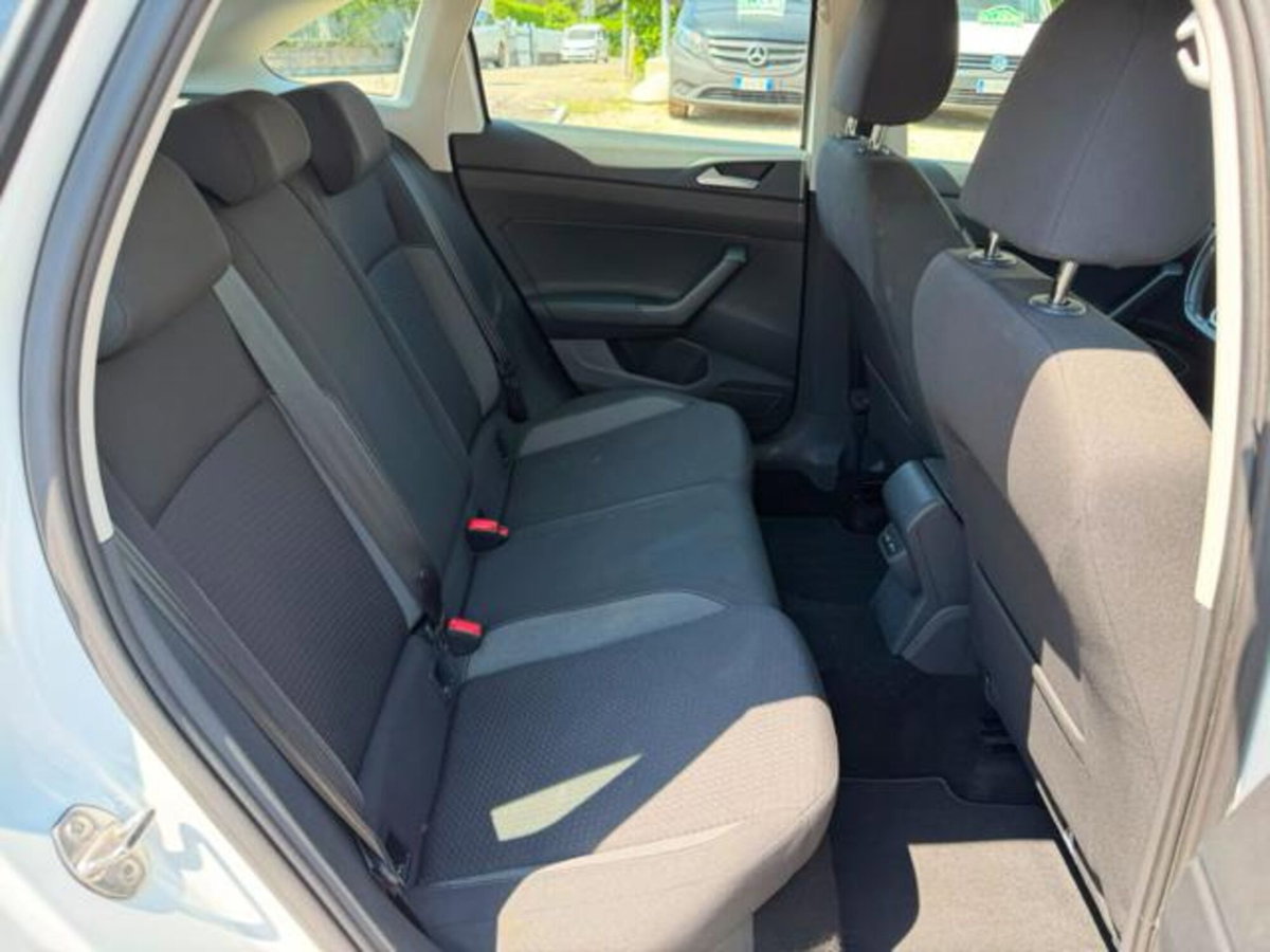 Volkswagen Taigo 1.0 tsi Life 95cv (11)