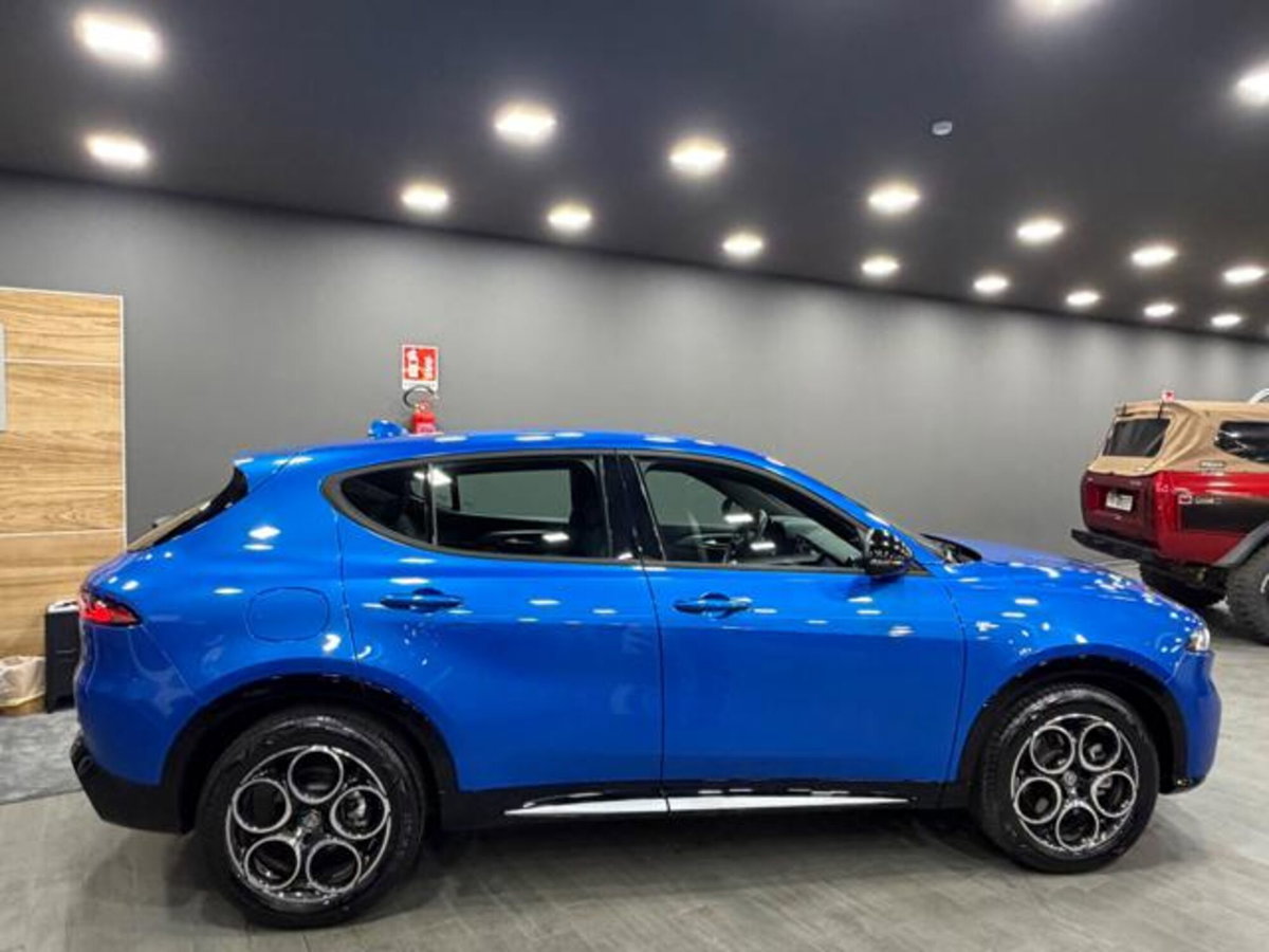 Alfa Romeo Tonale 1.5 hybrid Intensa 160cv tct7 (5)