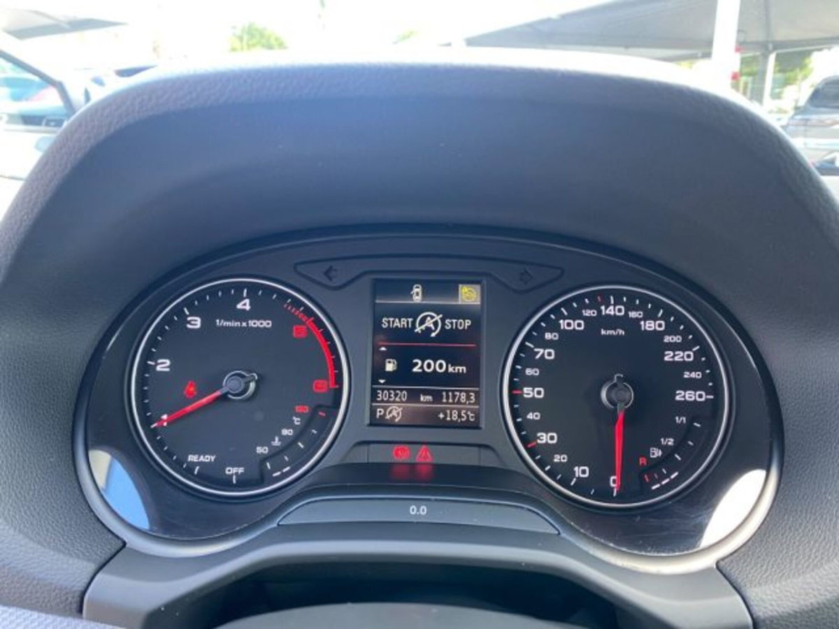 Audi Q2 Q2 30 TDI S tronic Business (16)