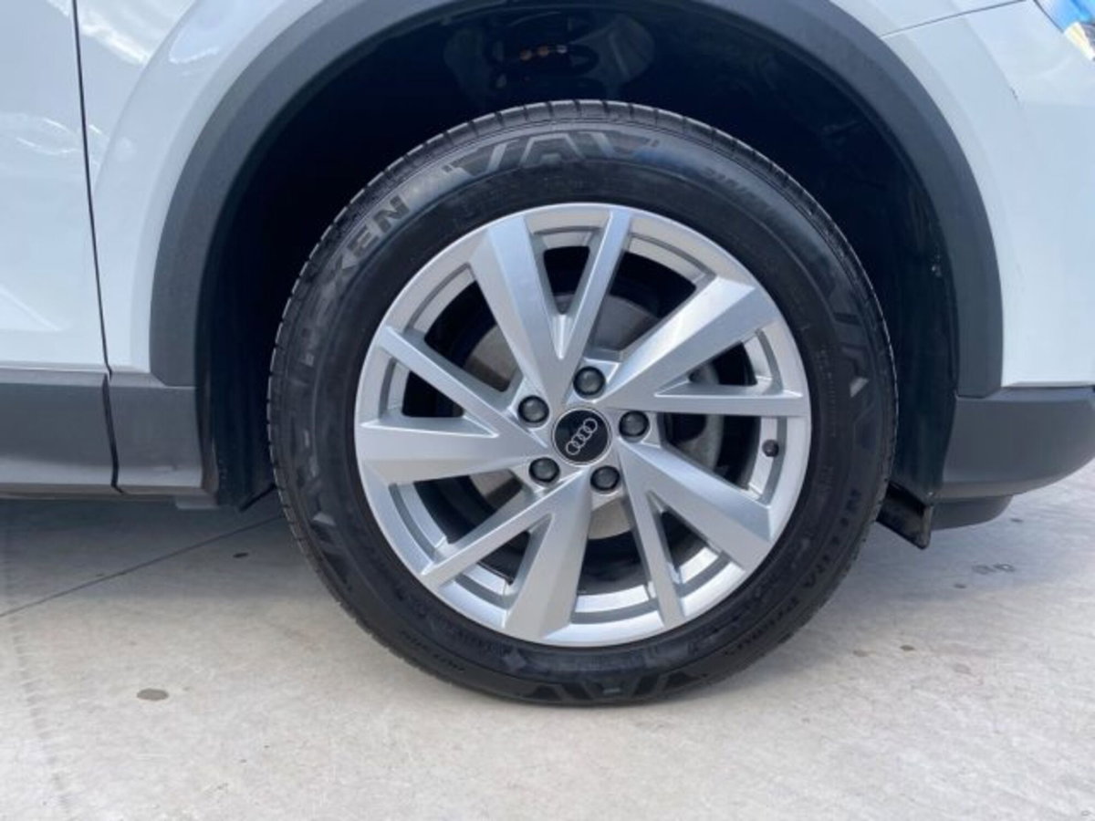 Audi Q2 Q2 30 TDI S tronic Business (18)