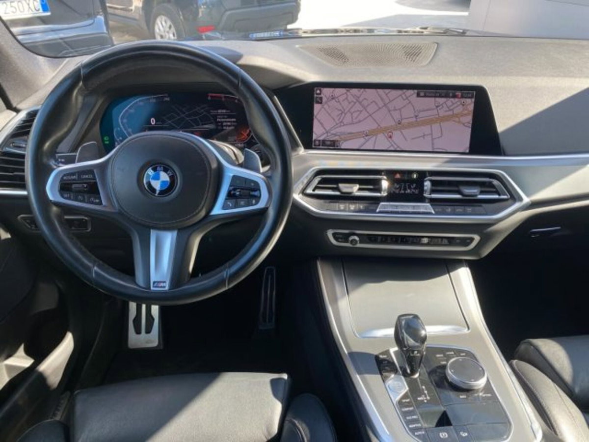 BMW X5 xDrive30d Msport (10)