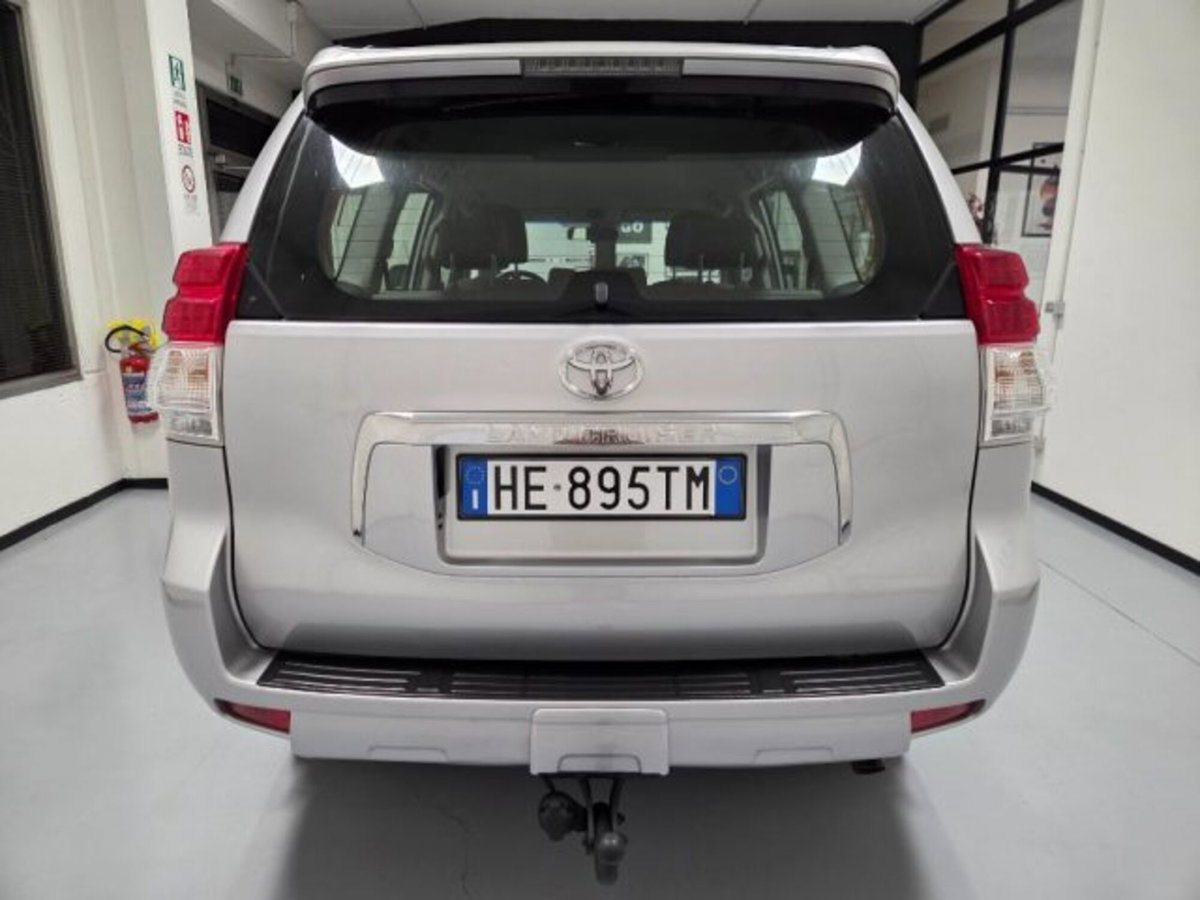 Toyota Land Cruiser 3.0 D4-D 5 porte (5)