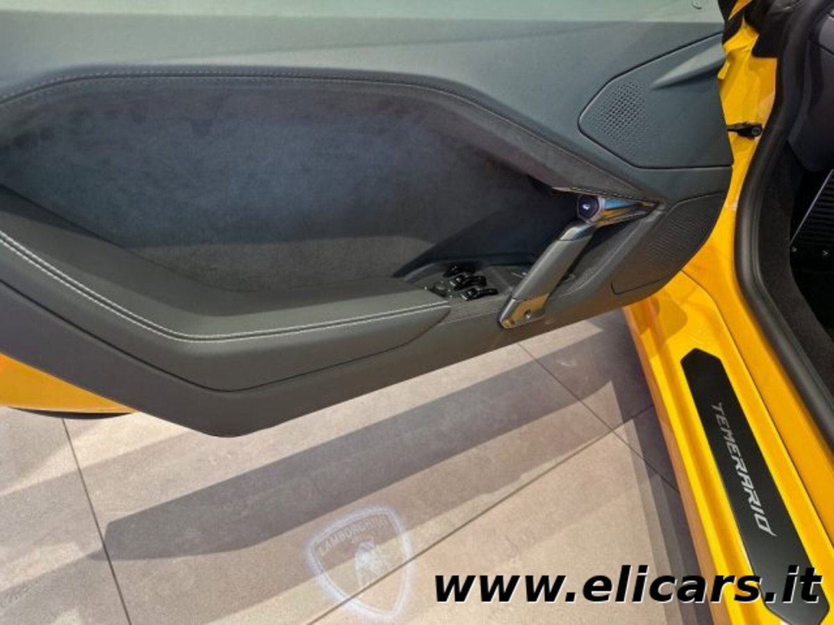 Lamborghini Temerario 4.0 V8 hpev (20)