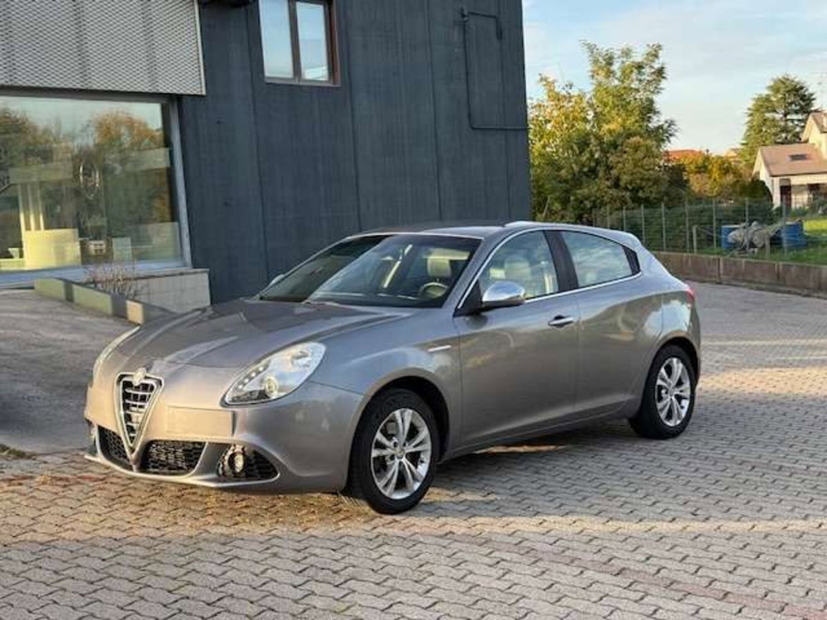 Alfa Romeo Giulietta 1.4 Turbo multiair Exclusive 170cv E6